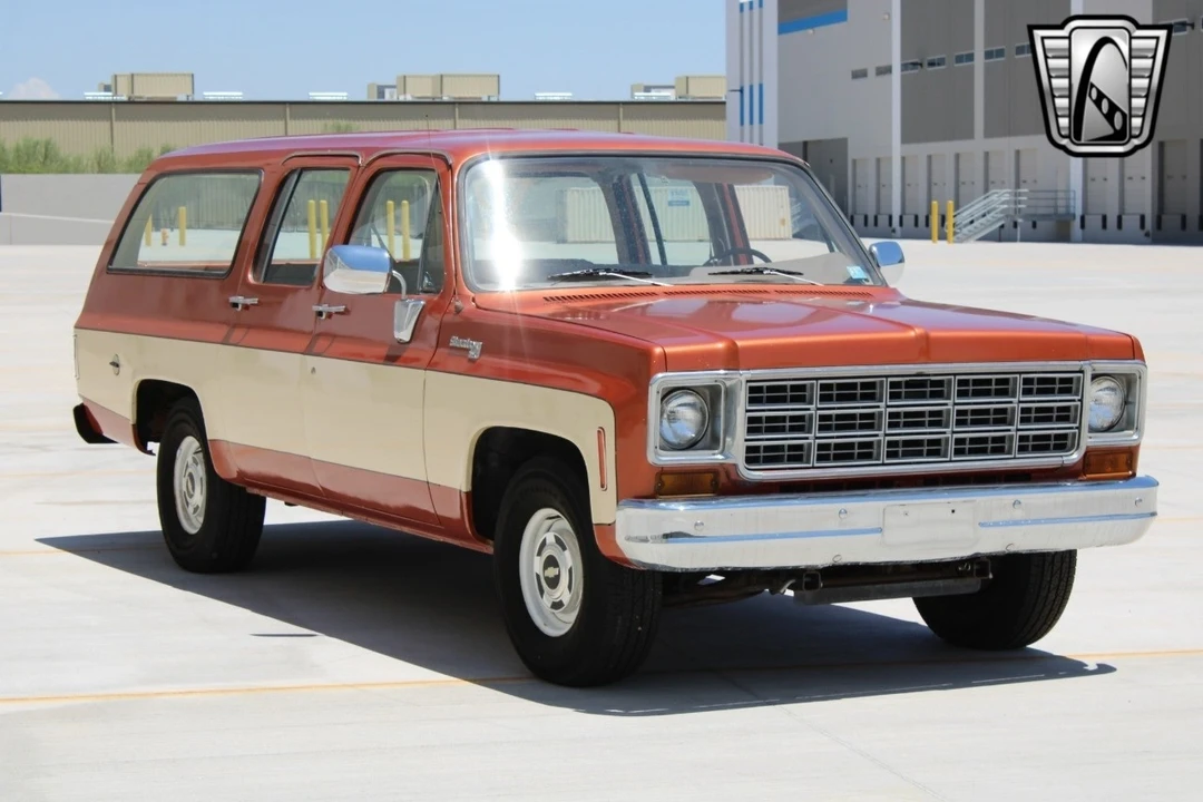 1978 Chevrolet Suburban 7th Gen - Image 5 of 12