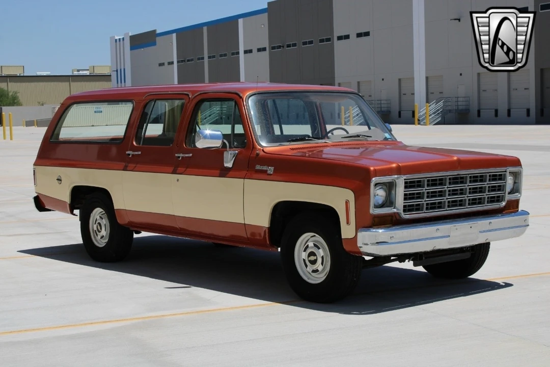 1978 Chevrolet Suburban 7th Gen - Image 7 of 12