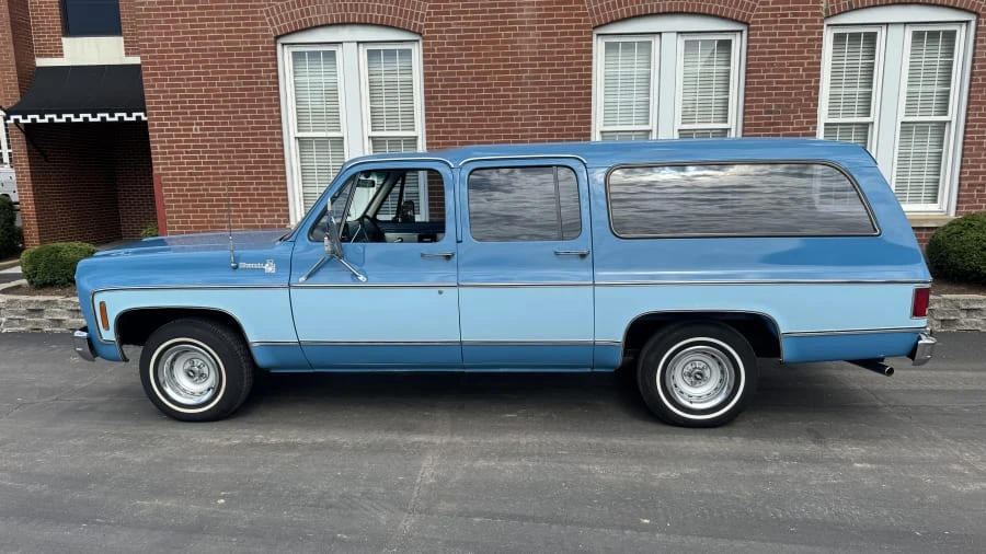 1978 Chevrolet Suburban 7th Gen - Image 2 of 13