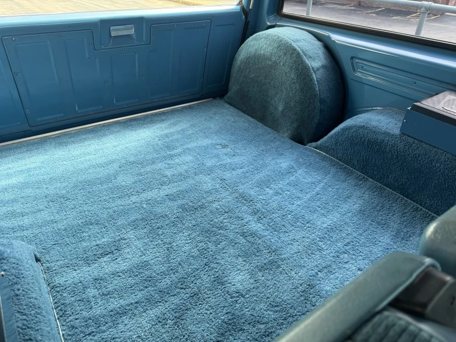 1978 Chevrolet Suburban 7th Gen - Image 11 of 13