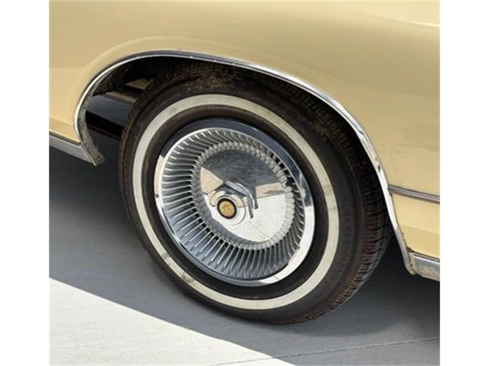 1978 Chrysler Cordoba - Image 24 of 31