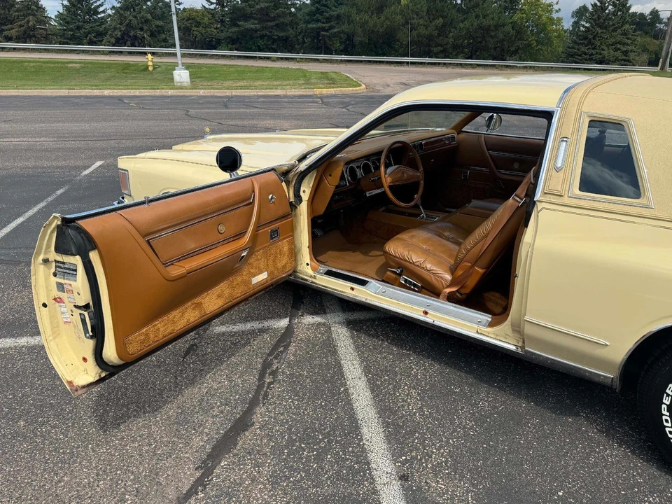 1978 Chrysler Cordoba - Image 9 of 31