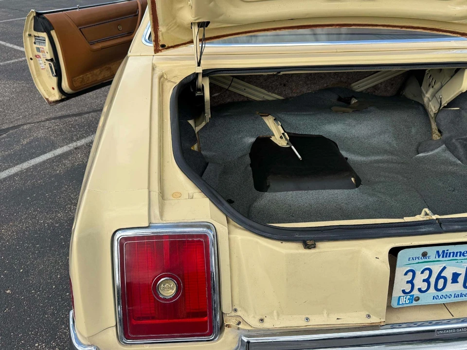 1978 Chrysler Cordoba - Image 20 of 31