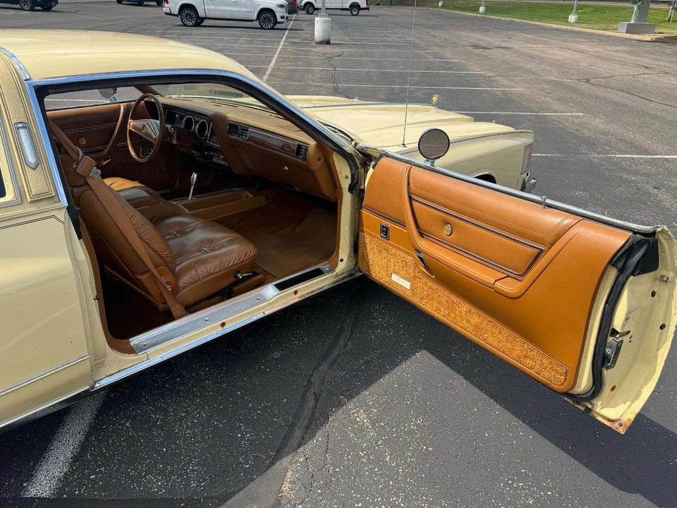 1978 Chrysler Cordoba - Image 14 of 31