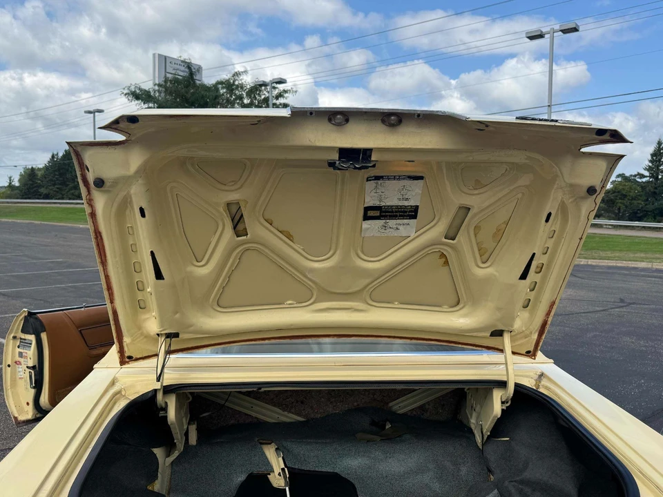 1978 Chrysler Cordoba - Image 19 of 31