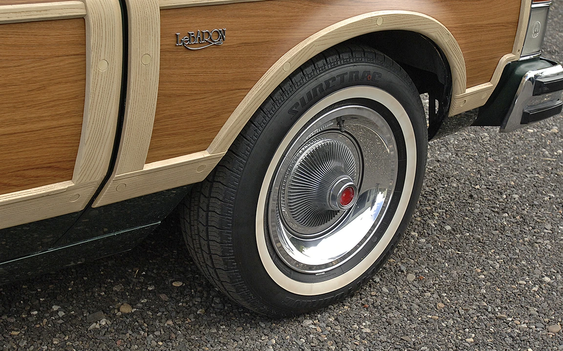 1978 Chrysler LeBaron - Image 28 of 31