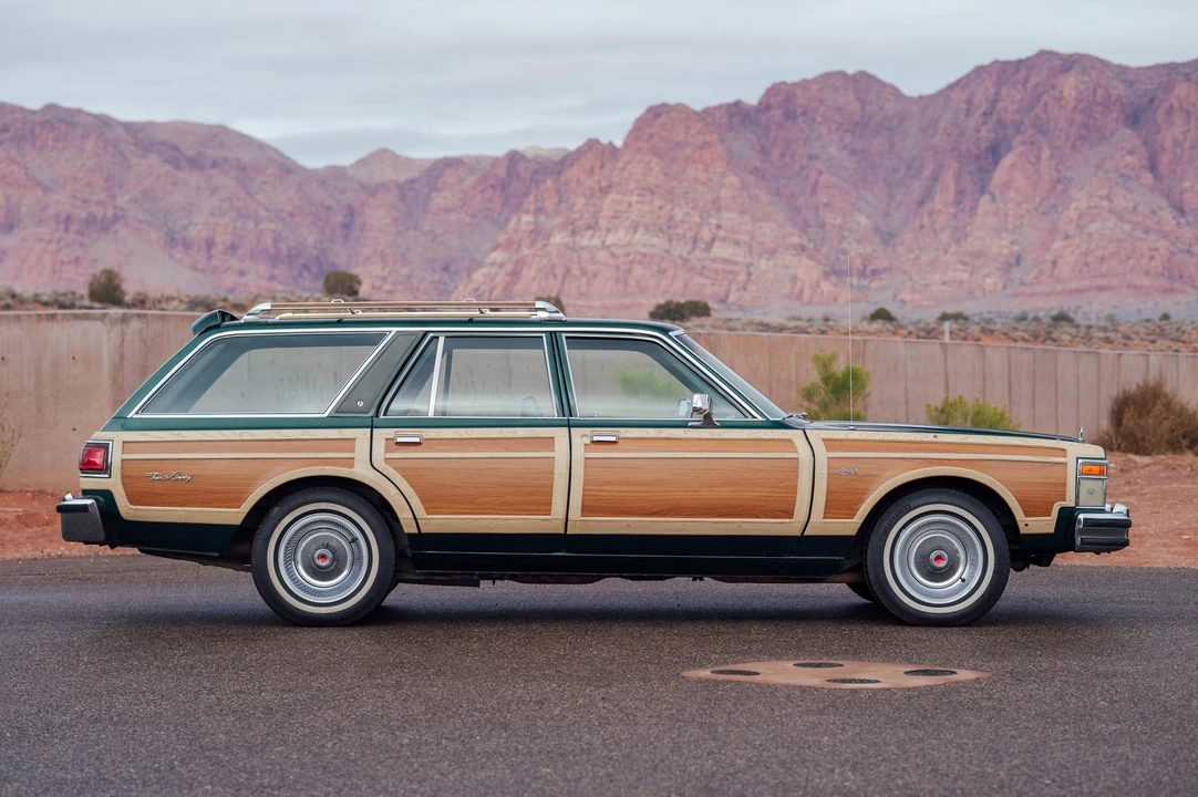 1978 Chrysler LeBaron - Image 11 of 31