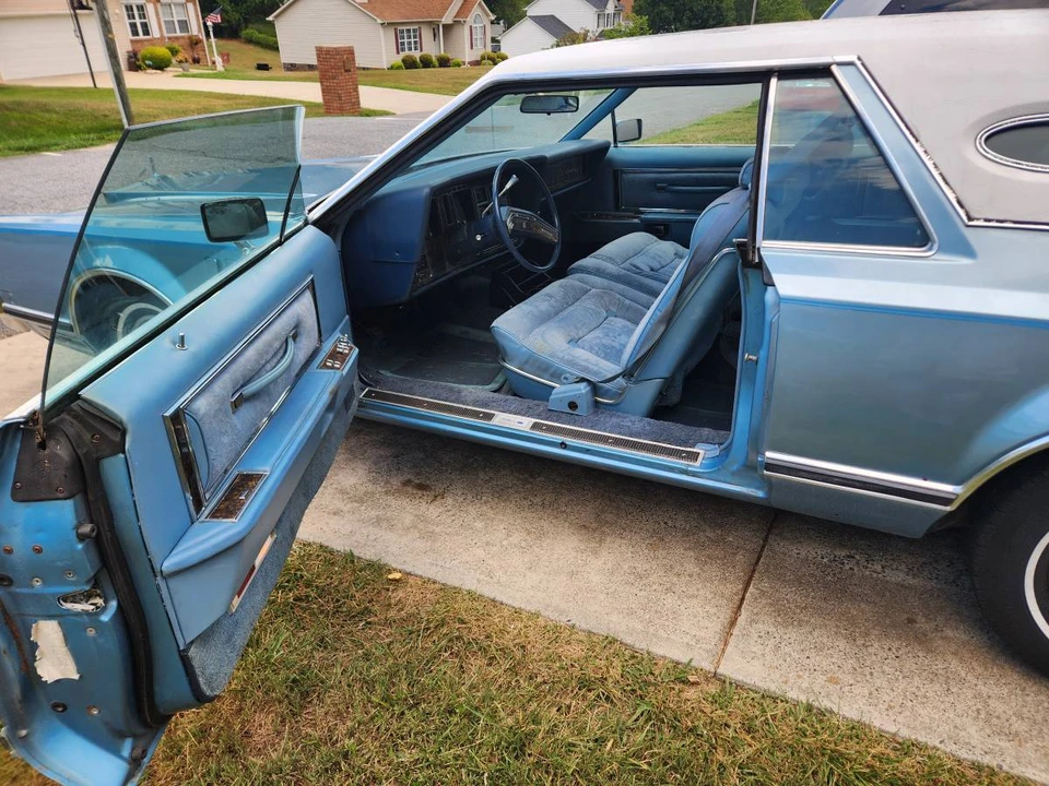 1978 Lincoln Continental Mark V - Image 2 of 7