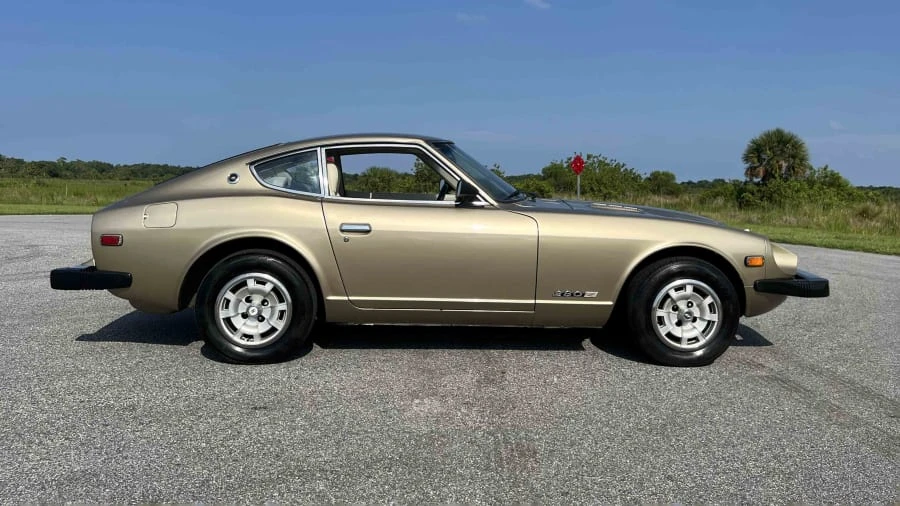 1978 Nissan Fairlady Z 1st Gen - Image 2 of 11