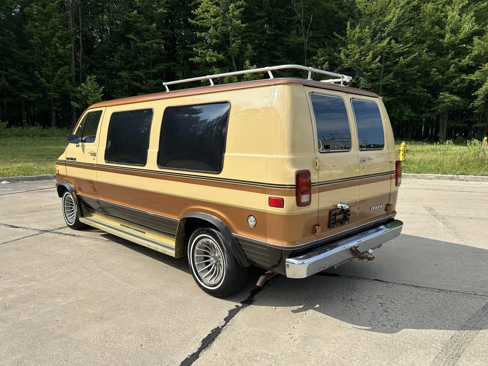 1978 Dodge Ram Van - Image 7 of 31