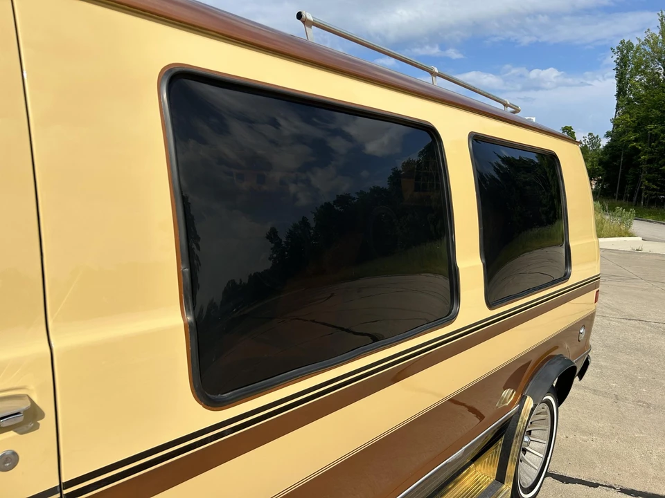 1978 Dodge Ram Van - Image 27 of 31