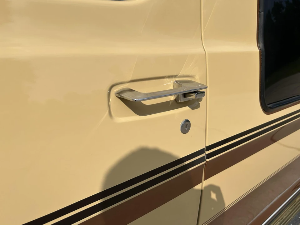 1978 Dodge Ram Van - Image 25 of 31