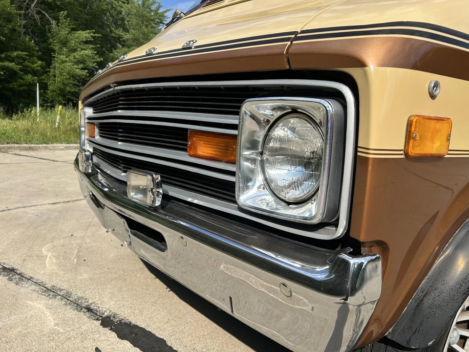 1978 Dodge Ram Van - Image 20 of 31