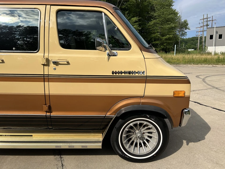 1978 Dodge Ram Van - Image 17 of 31