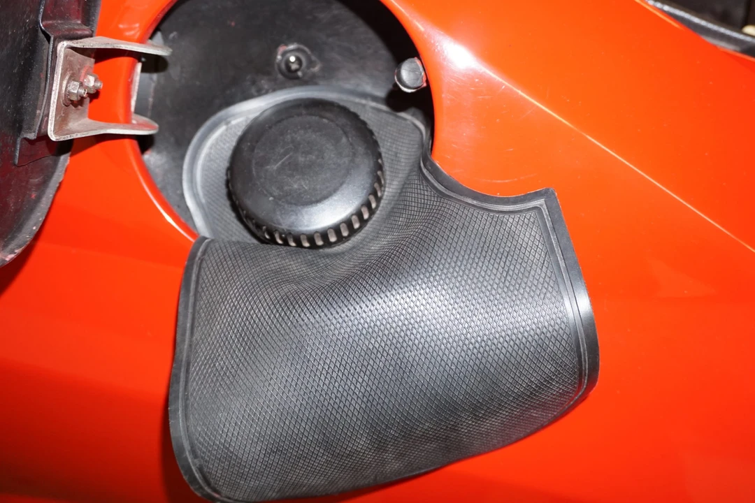 1978 Ferrari 308 GT4 - Image 28 of 31