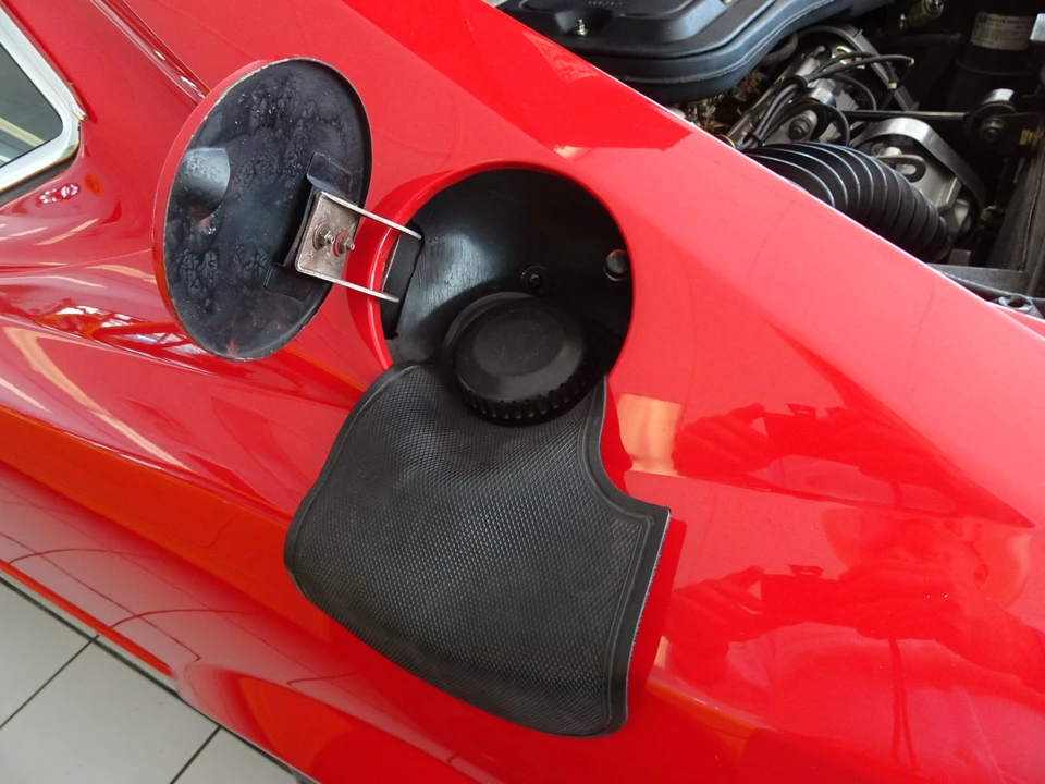 1978 Ferrari 308 GT4 - Image 30 of 31