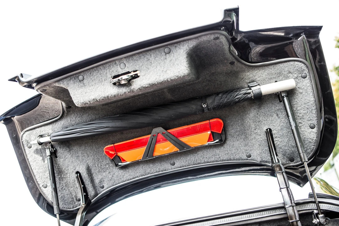 1978 Ferrari 308 GT4 - Image 16 of 30