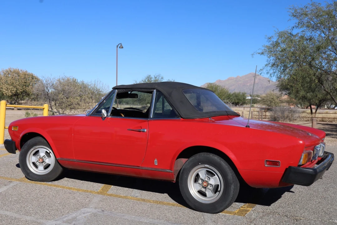 1978 Fiat 124 Sport Spider - Image 11 of 31