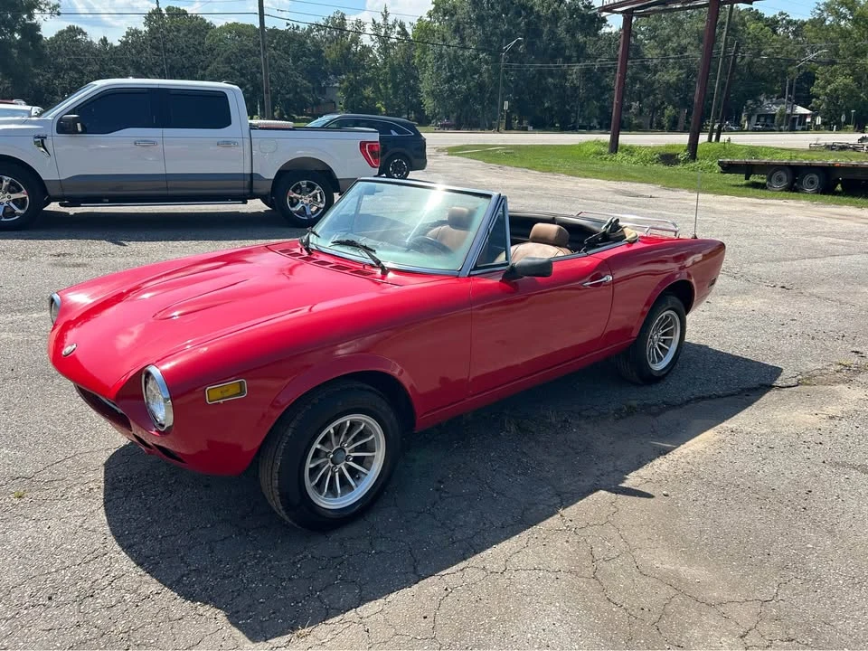 1978 Fiat 124 Sport Spider - Image 9 of 18