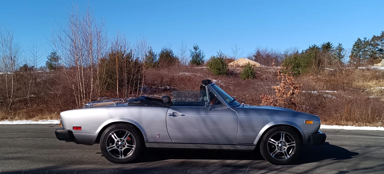1978 Fiat 124 Sport Spider - Image 11 of 31