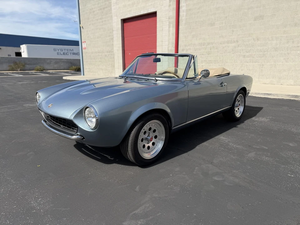 1978 Fiat 124 Sport Spider - Image 21 of 31