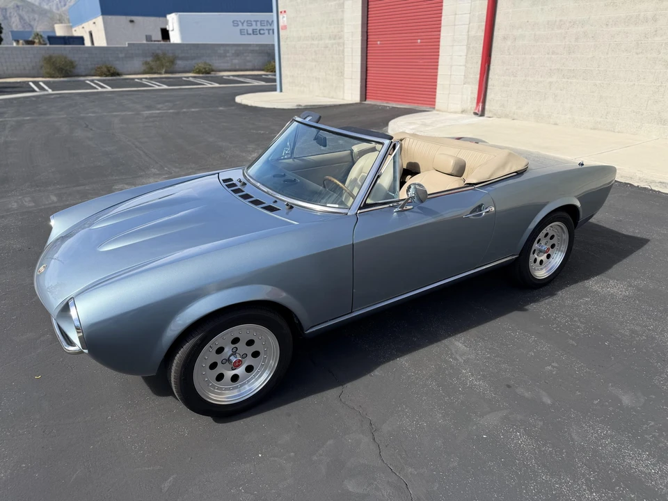 1978 Fiat 124 Sport Spider - Image 22 of 31