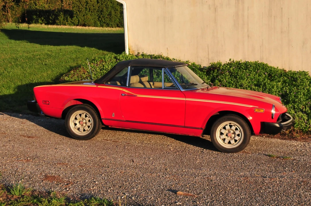 1978 Fiat 124 Sport Spider - Image 30 of 31