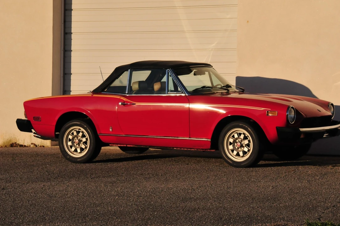 1978 Fiat 124 Sport Spider - Image 27 of 31
