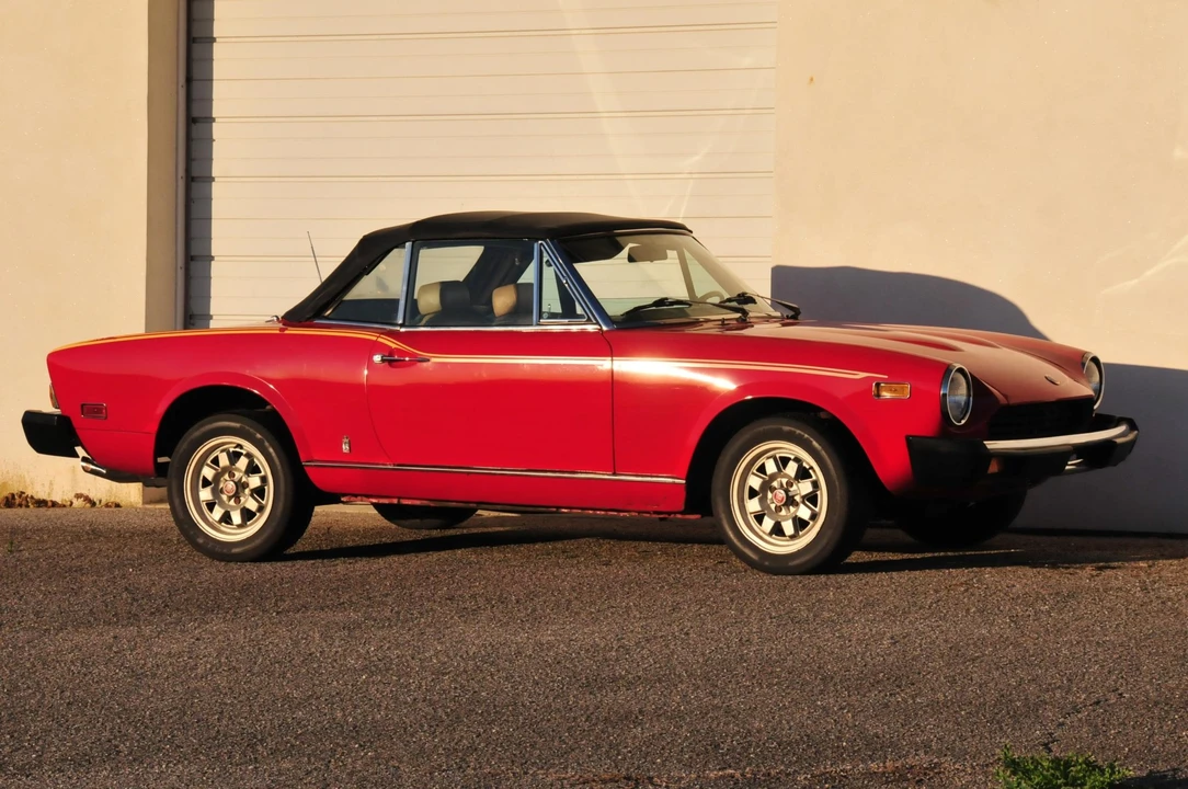 1978 Fiat 124 Sport Spider - Image 28 of 31
