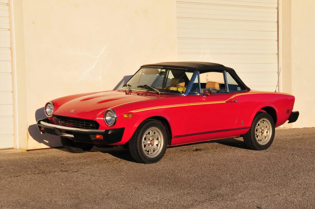 1978 Fiat 124 Sport Spider - Image 24 of 31