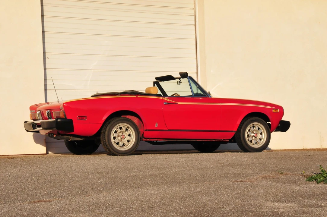 1978 Fiat 124 Sport Spider - Image 15 of 31
