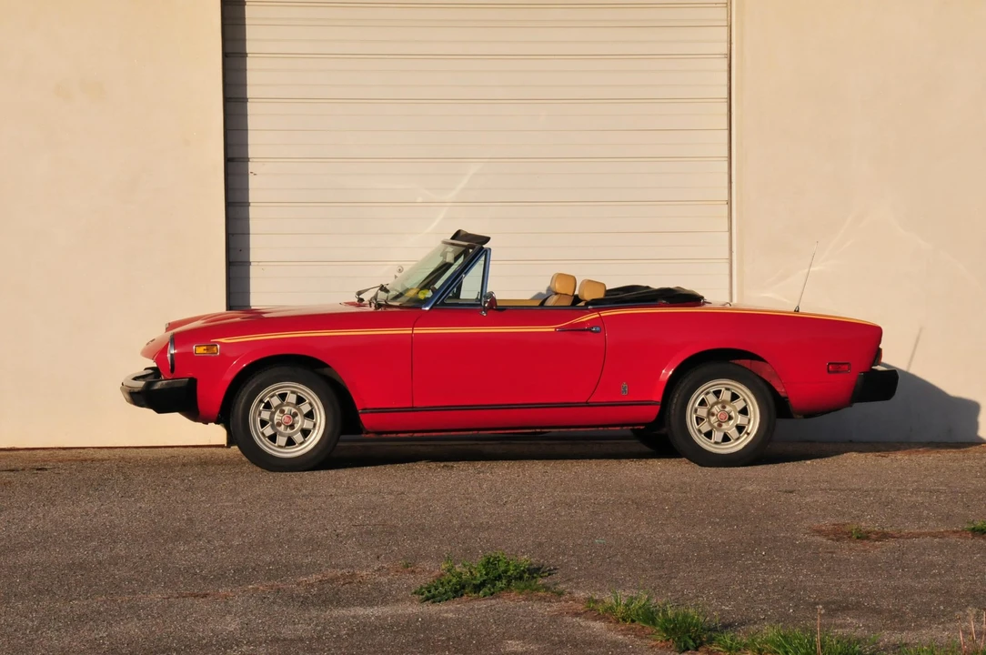 1978 Fiat 124 Sport Spider - Image 22 of 31