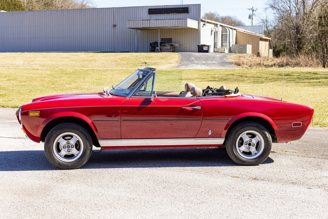 1978 Fiat 124 Sport Spider - Image 9 of 31