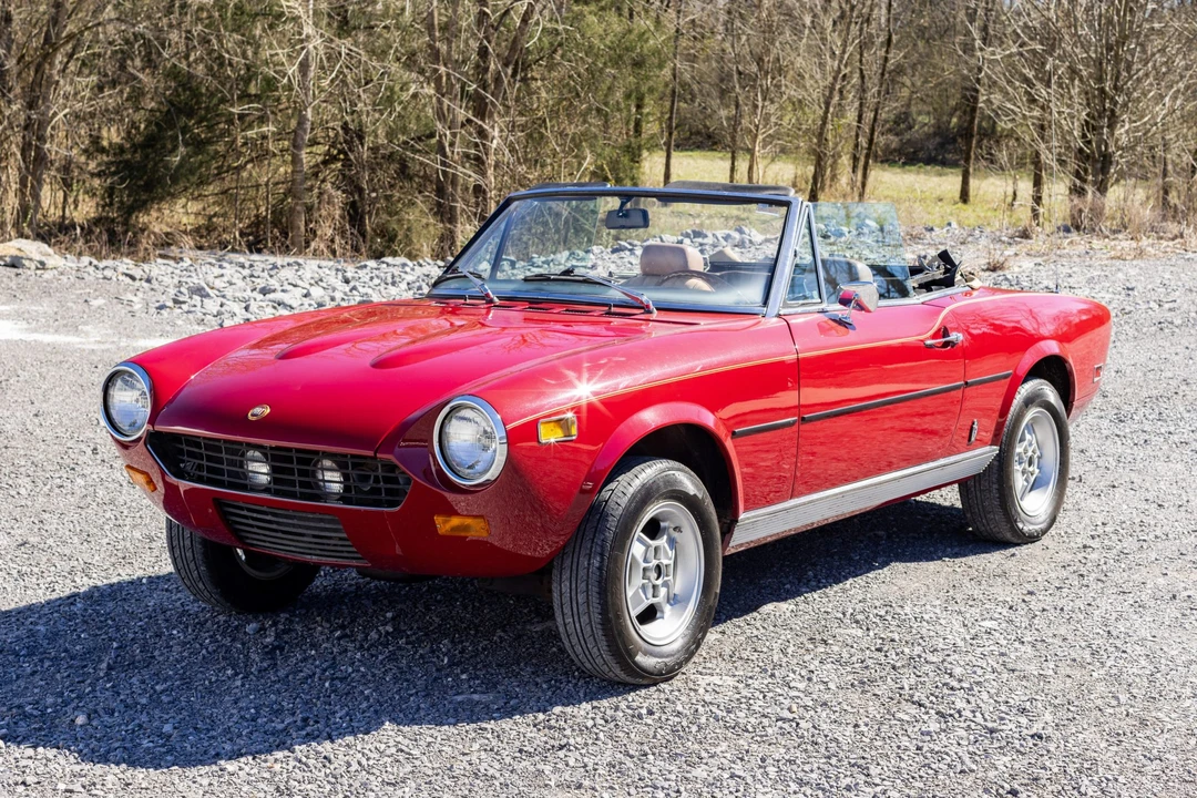 1978 Fiat 124 Sport Spider - Image 2 of 31