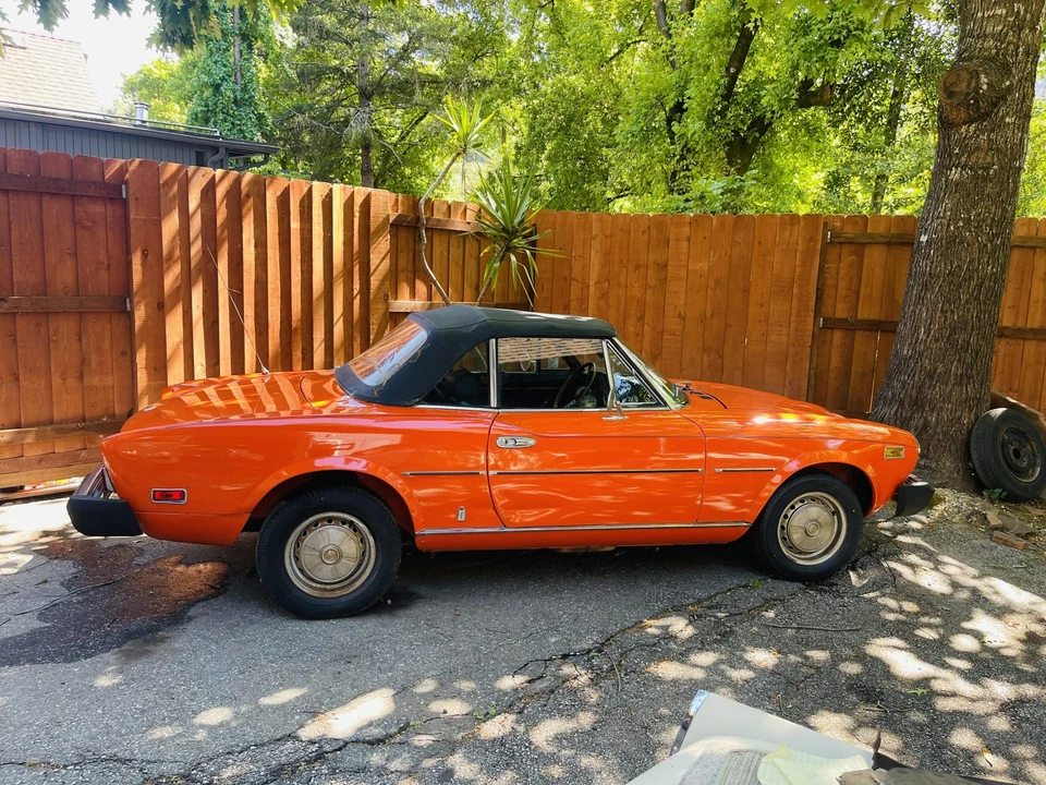 1978 Fiat 124 Sport Spider - Image 11 of 31