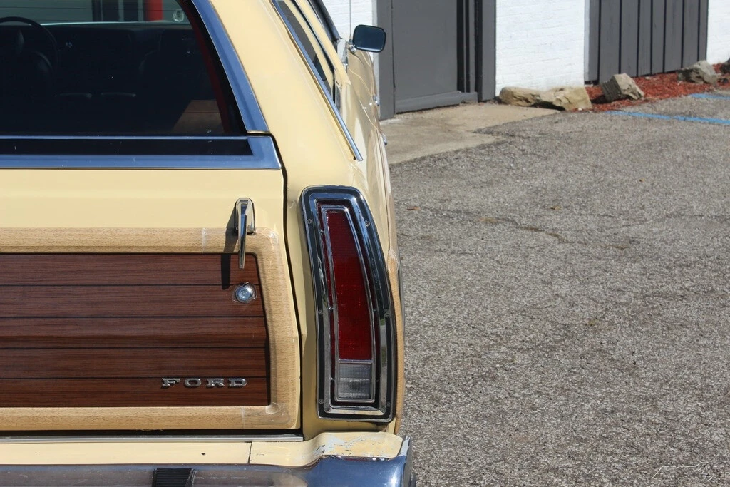 1978 Ford Country Squire - Image 8 of 21