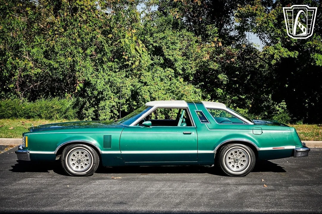 1978 Ford Thunderbird 7th Gen - Image 6 of 12
