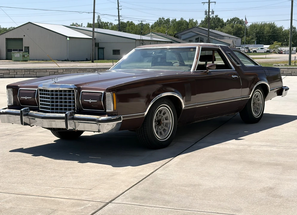 1978 Ford Thunderbird 7th Gen - Image 9 of 31