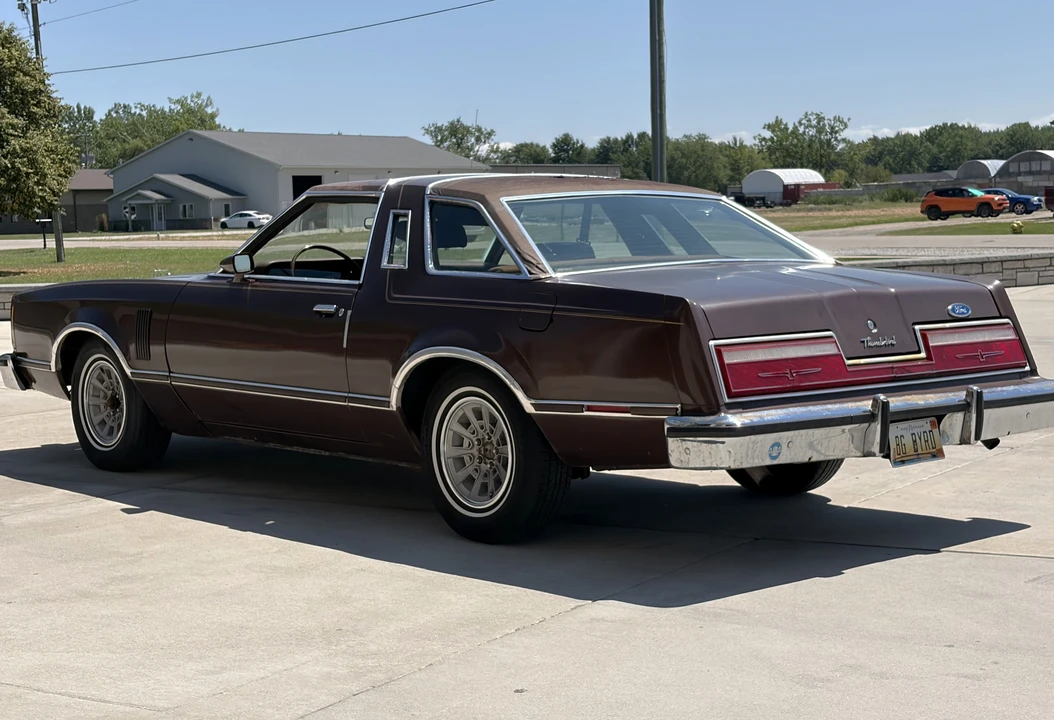 1978 Ford Thunderbird 7th Gen - Image 7 of 31