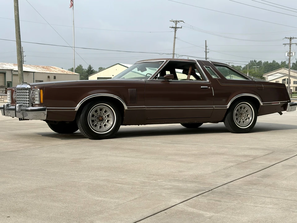 1978 Ford Thunderbird 7th Gen - Image 8 of 31