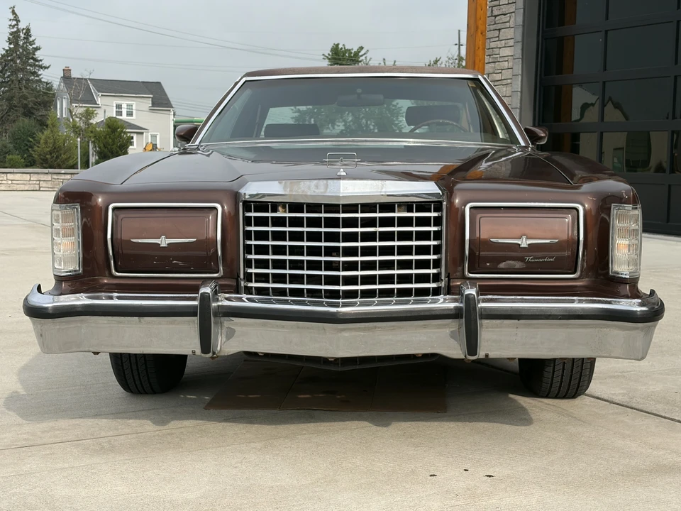1978 Ford Thunderbird 7th Gen - Image 10 of 31