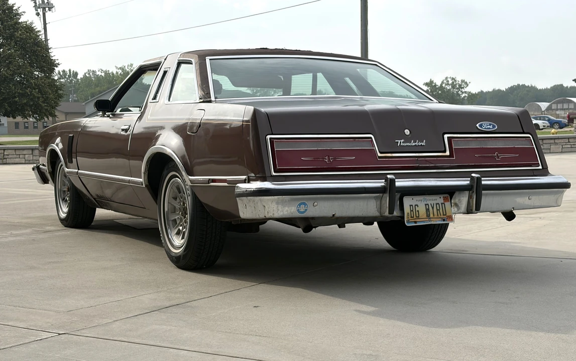 1978 Ford Thunderbird 7th Gen - Image 6 of 31