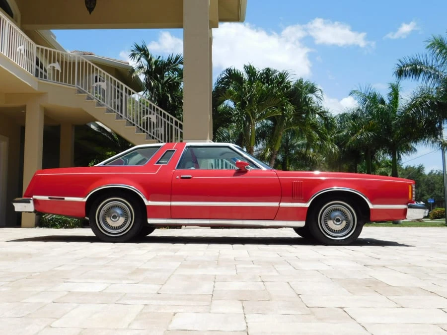 1978 Ford Thunderbird 7th Gen - Image 2 of 10
