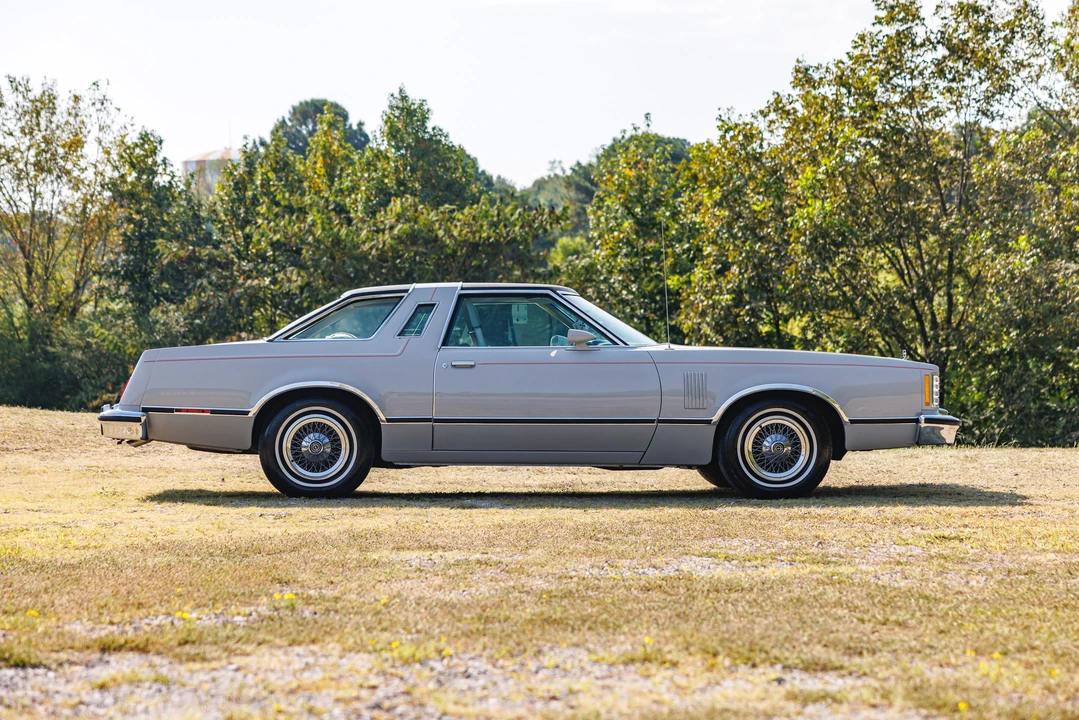 1978 Ford Thunderbird 7th Gen - Image 6 of 31