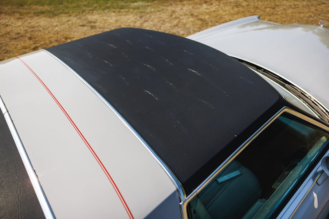 1978 Ford Thunderbird 7th Gen - Image 27 of 31