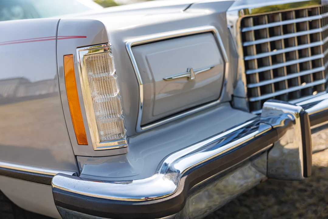 1978 Ford Thunderbird 7th Gen - Image 13 of 31