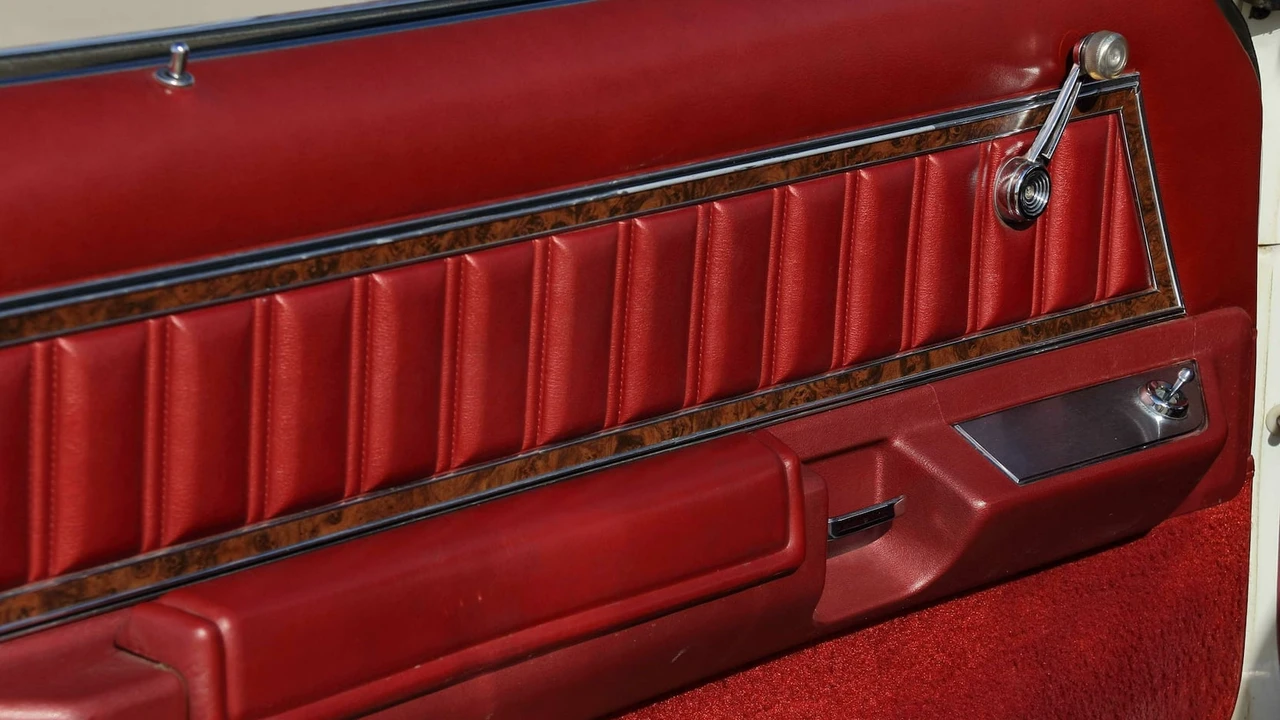 1978 Ford Thunderbird 7th Gen - Image 18 of 19