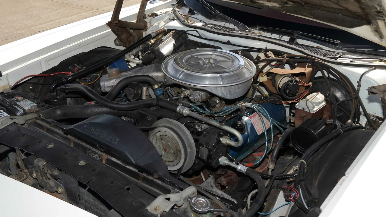 1978 Ford Thunderbird 7th Gen - Image 6 of 19