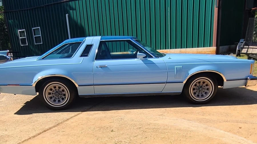1978 Ford Thunderbird 7th Gen - Image 2 of 8