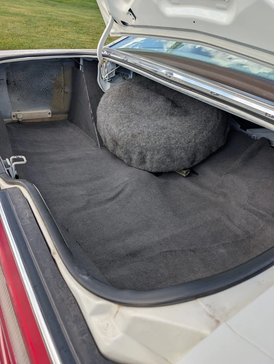 1978 Ford Thunderbird 7th Gen - Image 28 of 31